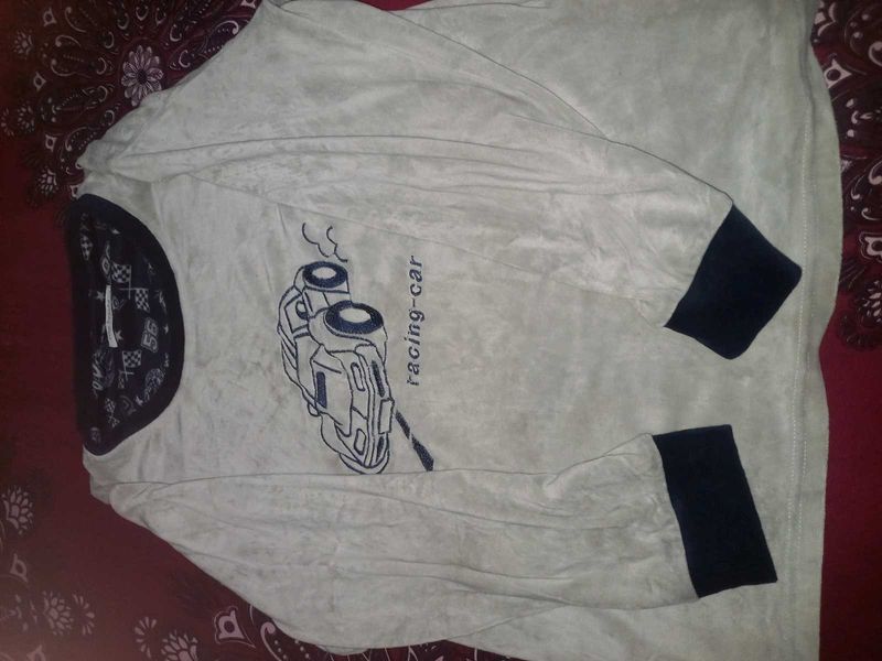 normal sweat shirt for women