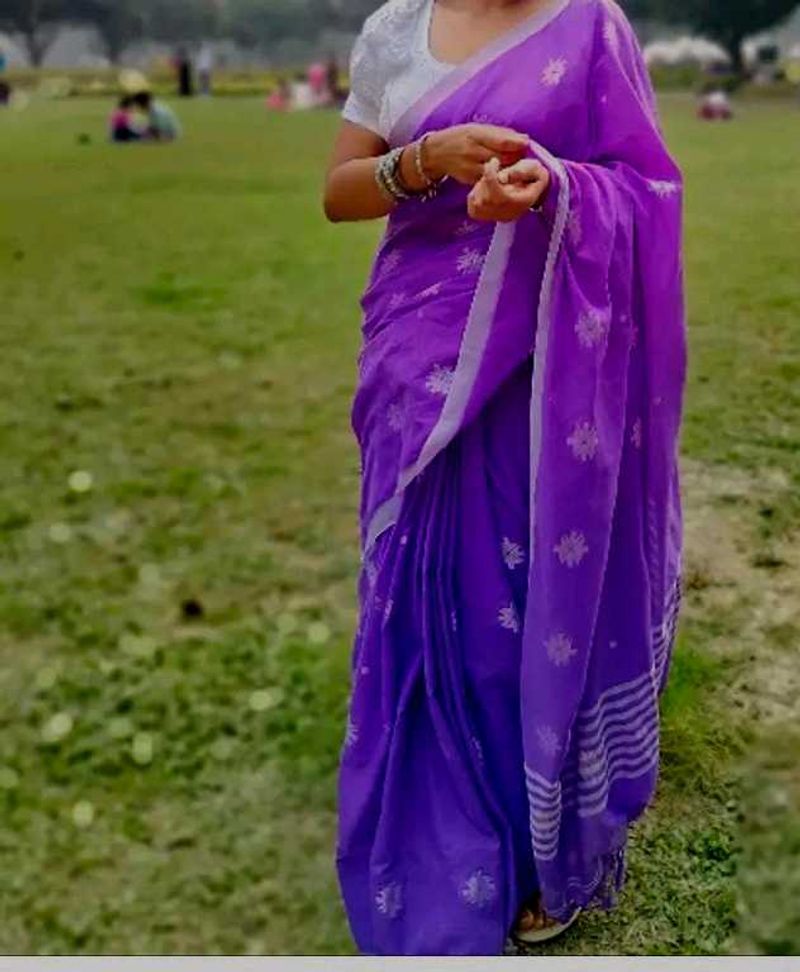 stylish purple saree with readymade blouse