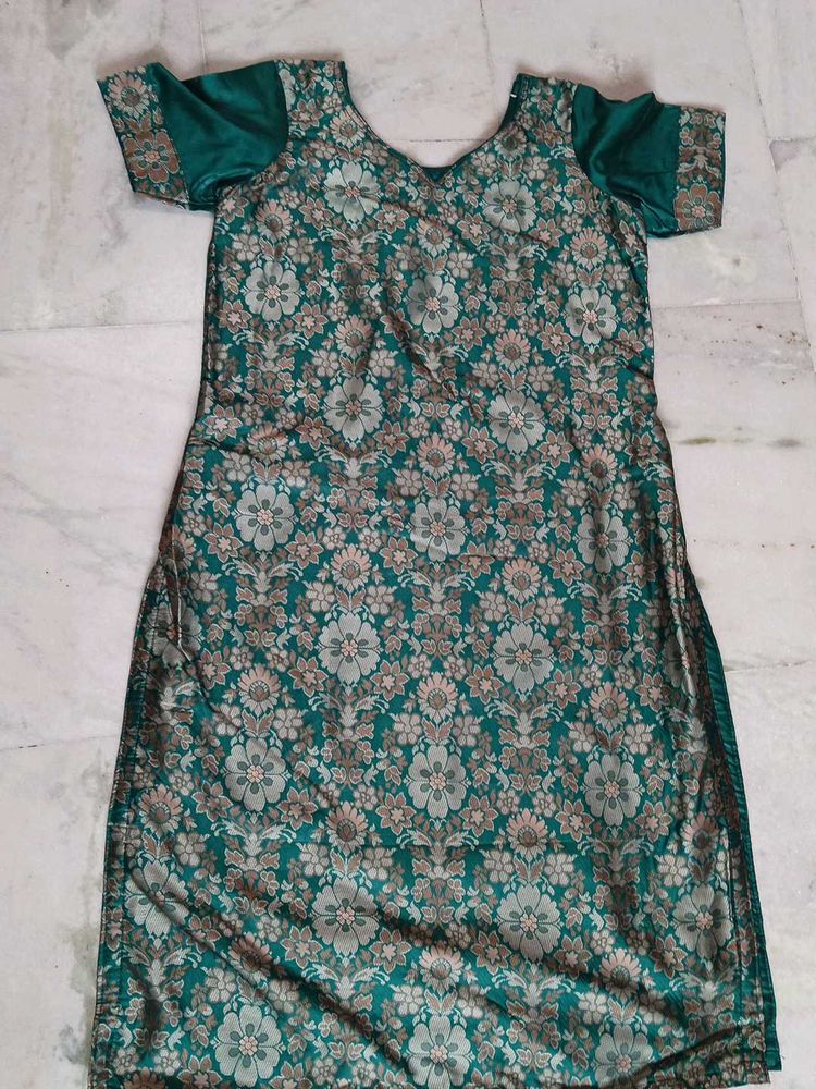 Kurta Set With Dupatta