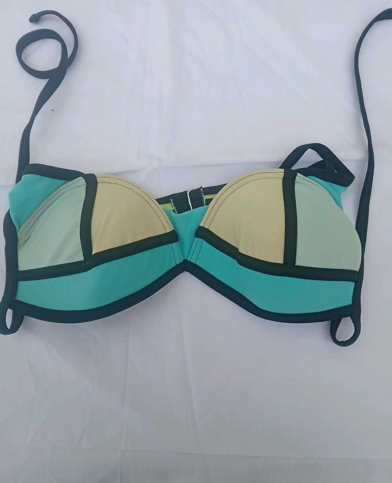Bikini top
