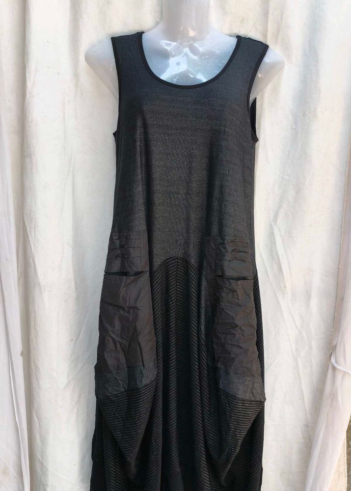 Unique Black Sleeveless Dress