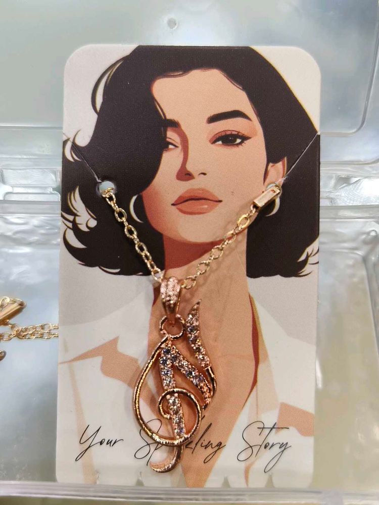 Elegant Rose Gold Necklace