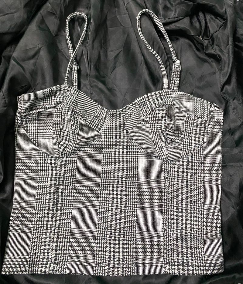 Black&amp;white Top