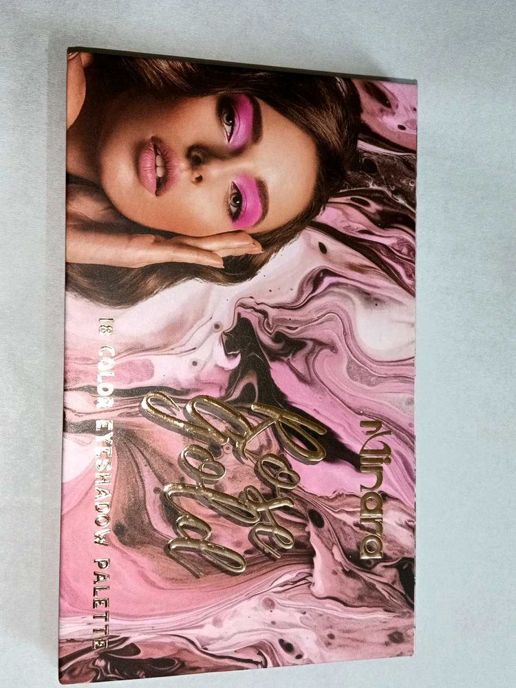 18 Color Eyeshadow Palette