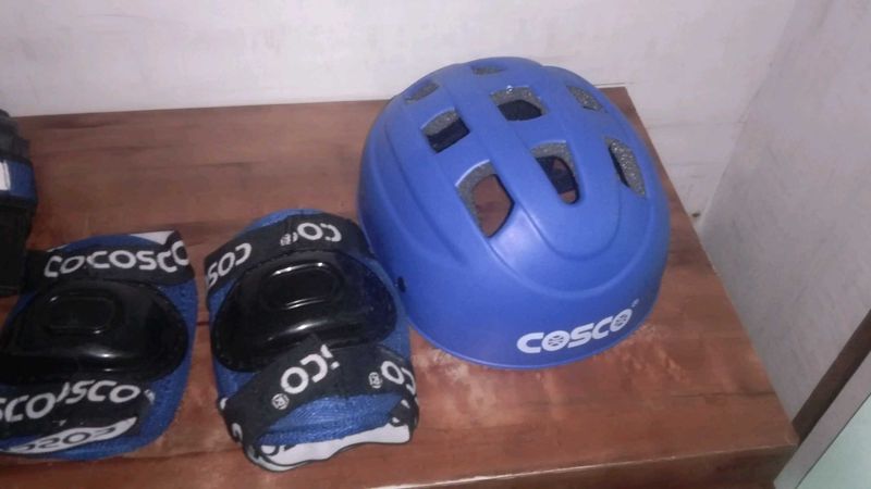 Kids Bike Helmet and Pad Set