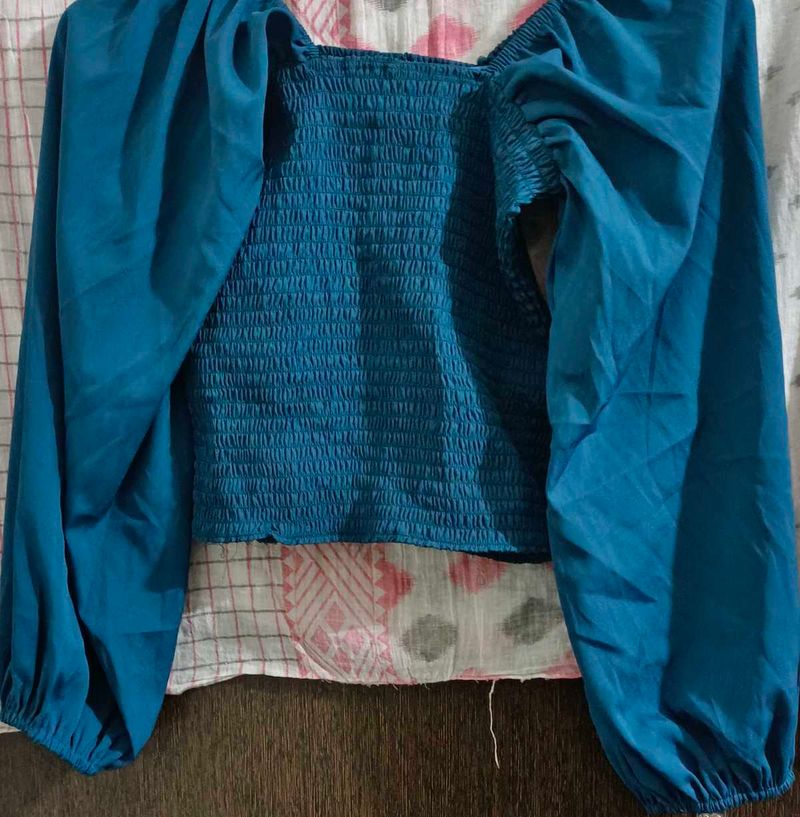 Blue Smocked Long Sleeve Top❤️🔥