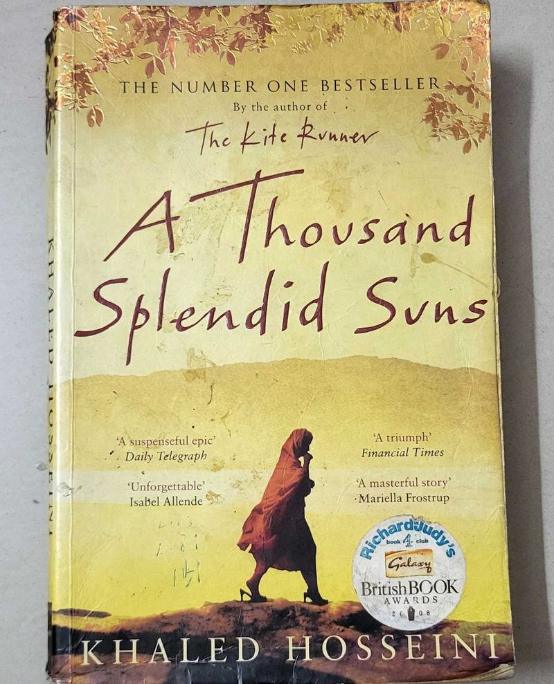 A Thousand Splendid Suns BY Khaled Hosseini