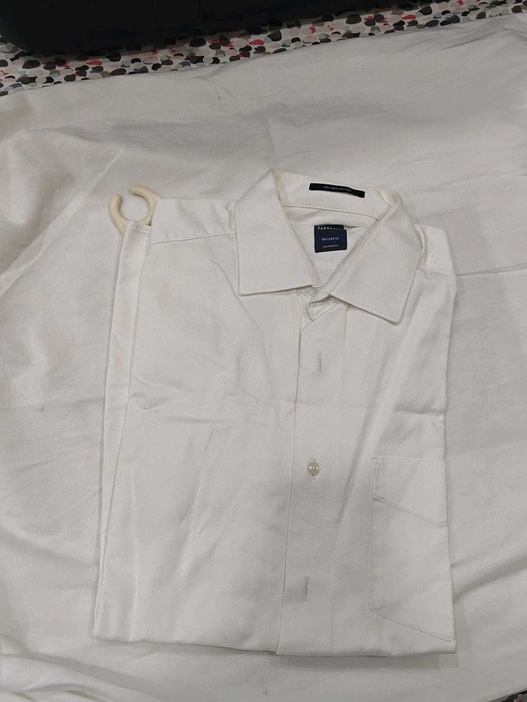 Men&#39;s White Formal Shirt