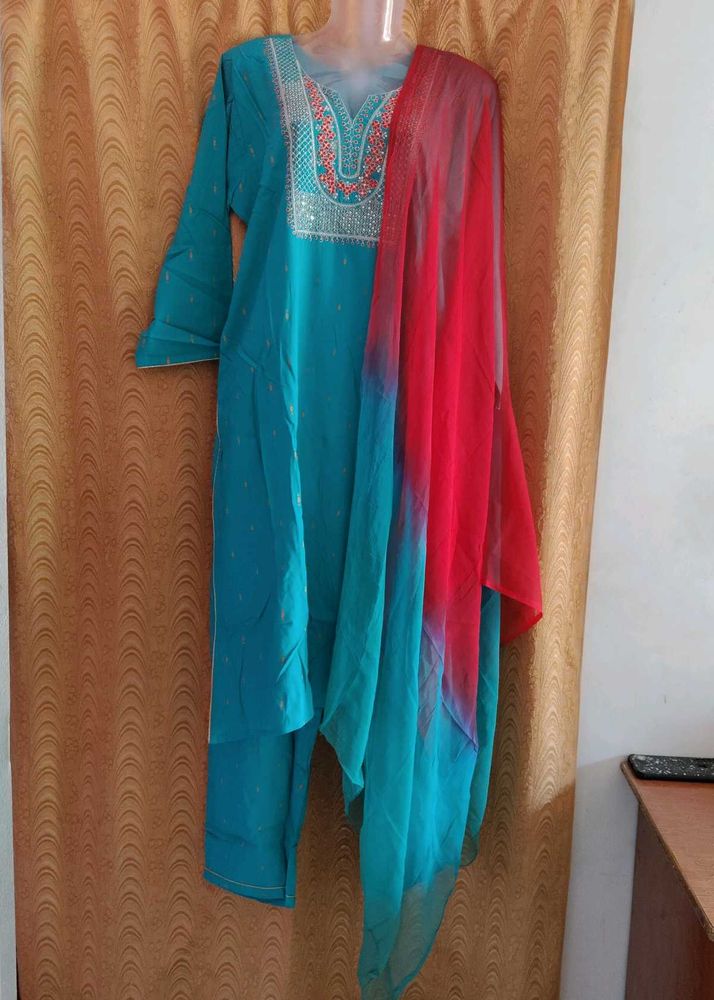 Party Wear Kurta Set For Girls