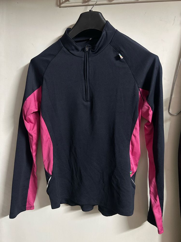 Active Pullover Top