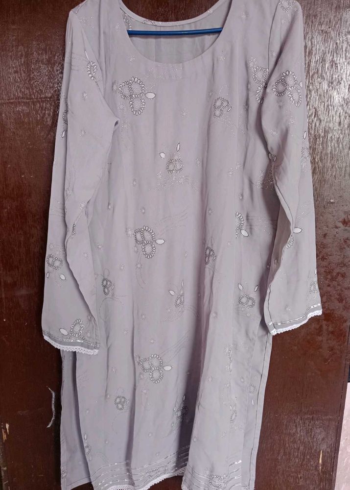 Pretty Suit With Pant