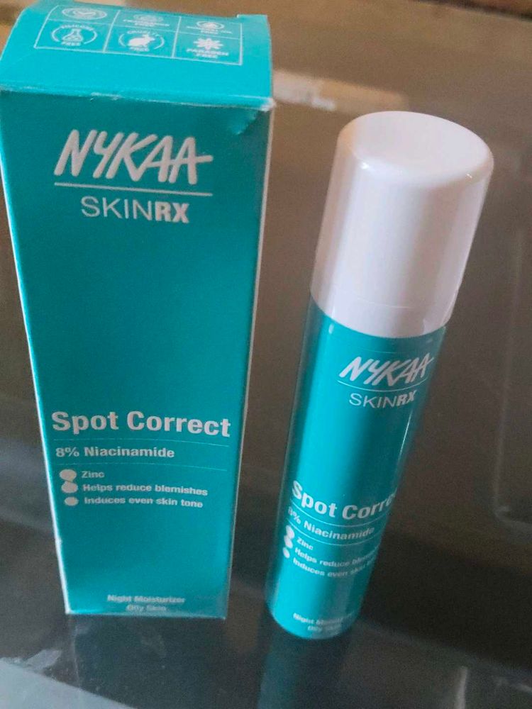NYKAA SKINRX 8% Niacinamide Spot Correct