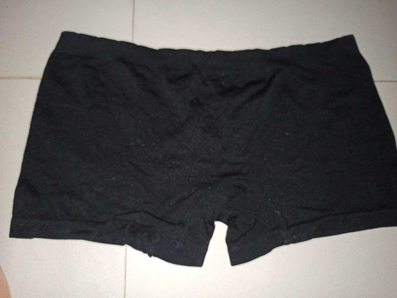 Men&#39;s Black Trunks