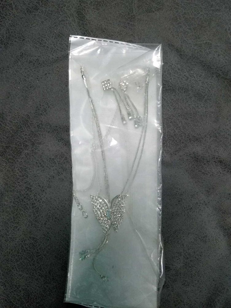 Best Neckpieces Collection.