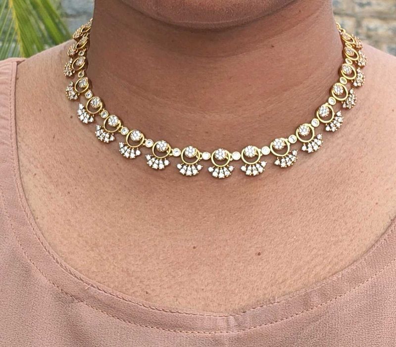 Reena Neckset