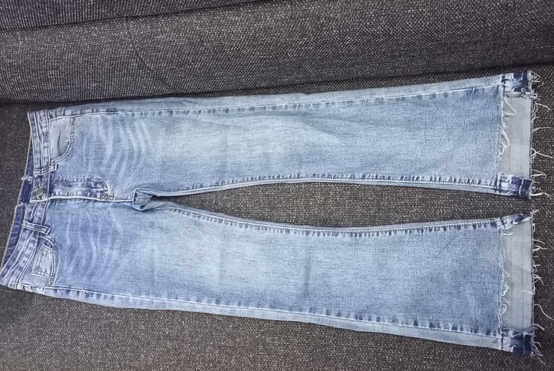 Light Wash Denim Jeans