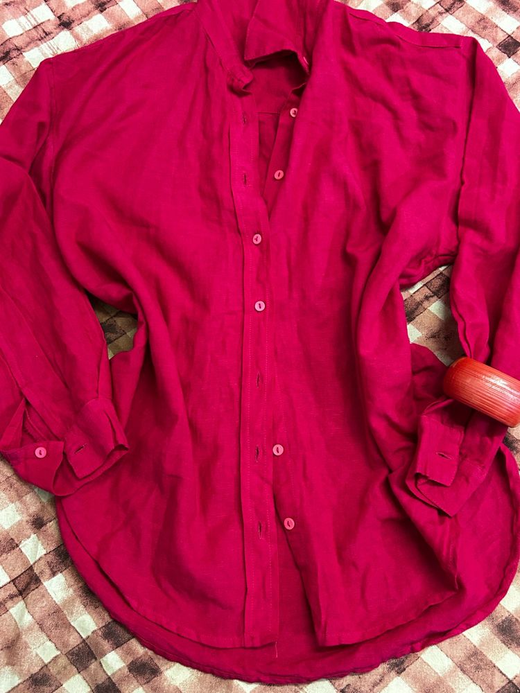 Oversized pink shirt