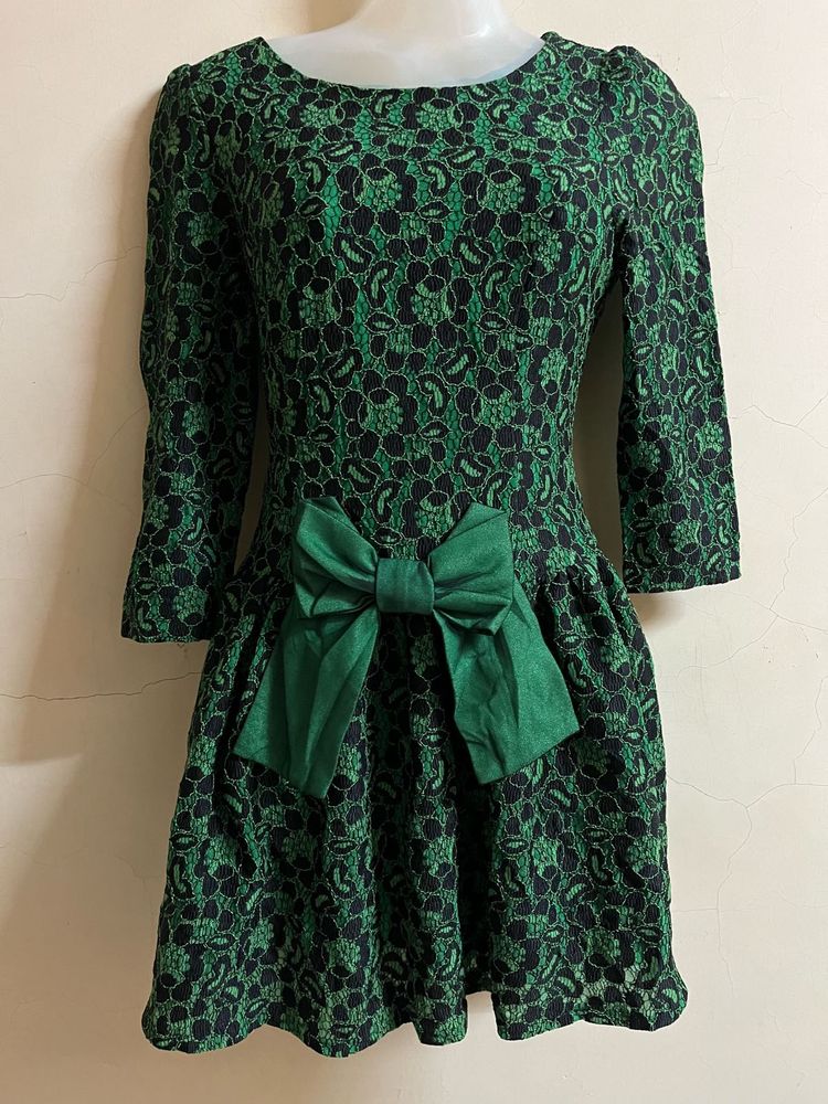 Green Lace Bow Dress