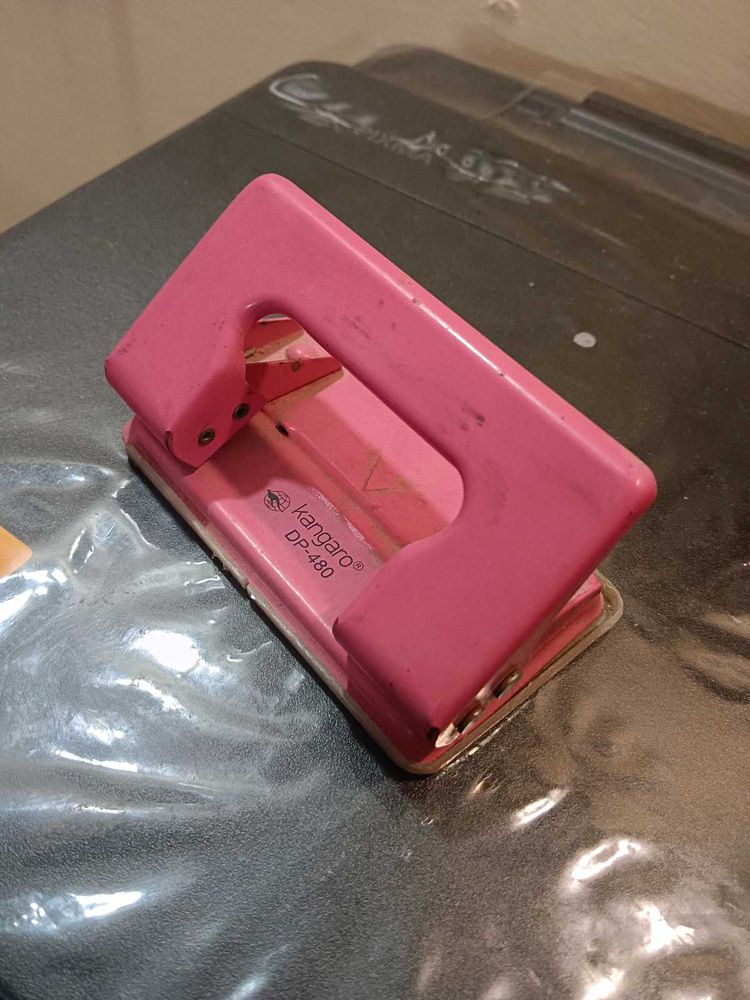 Kangaroo DP-480 Hole Punch
