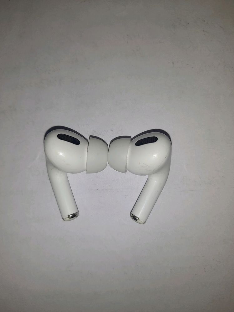 TWS Airbuds Ka Only Buds Available