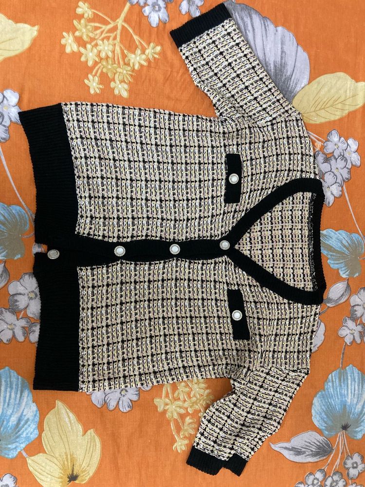 Tweed Knit Tshirt with Black Trim
