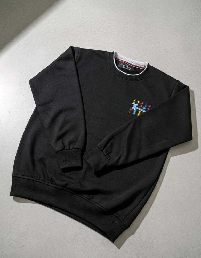 Black Graphic Sweatshirt