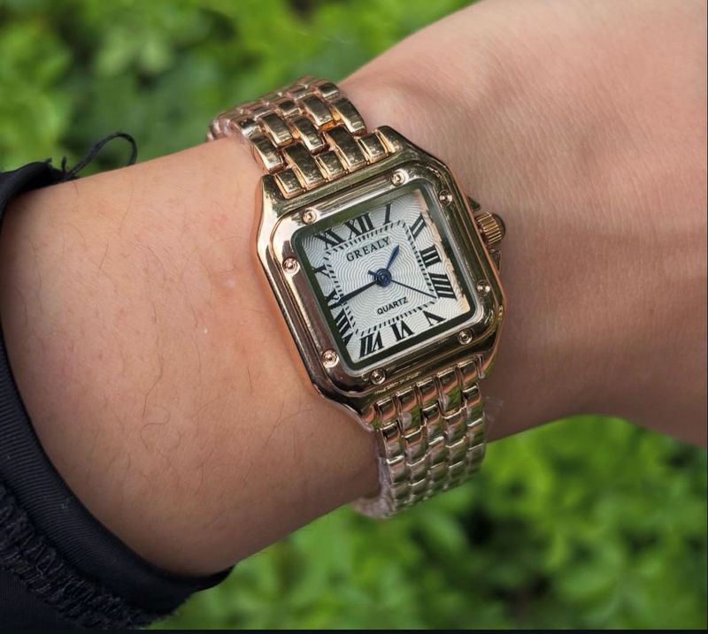 Velare watch In gold