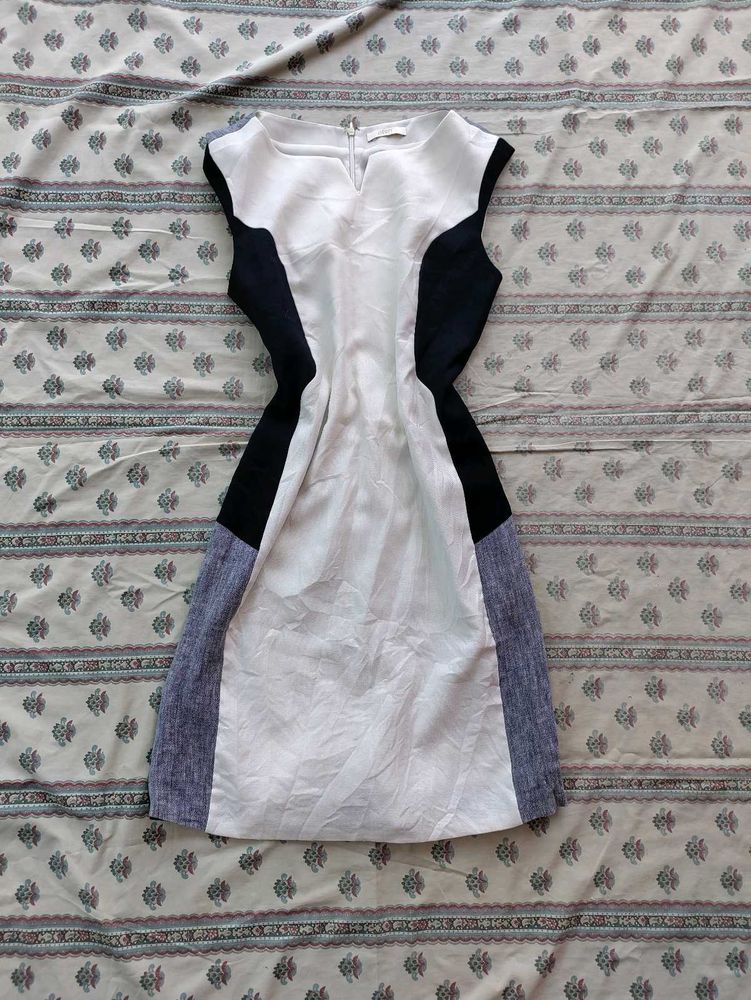Colorblock Sleeveless Dress