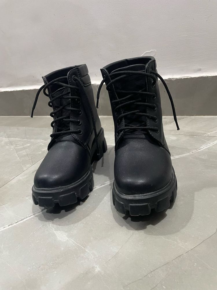 Stylish Black Boots