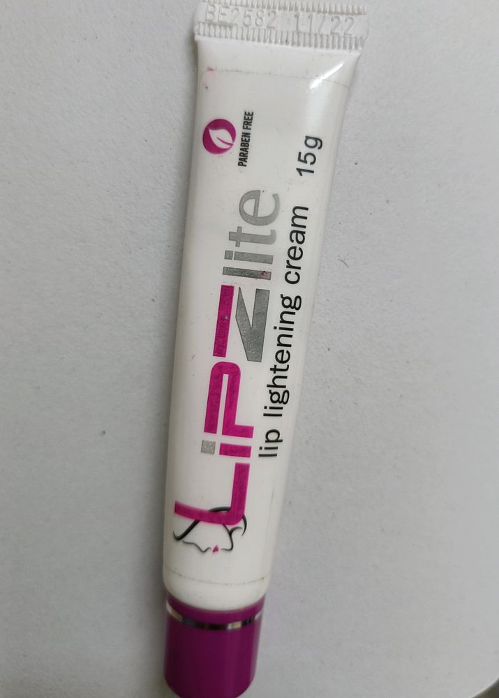 Lipzlite Lip Lightening Cream