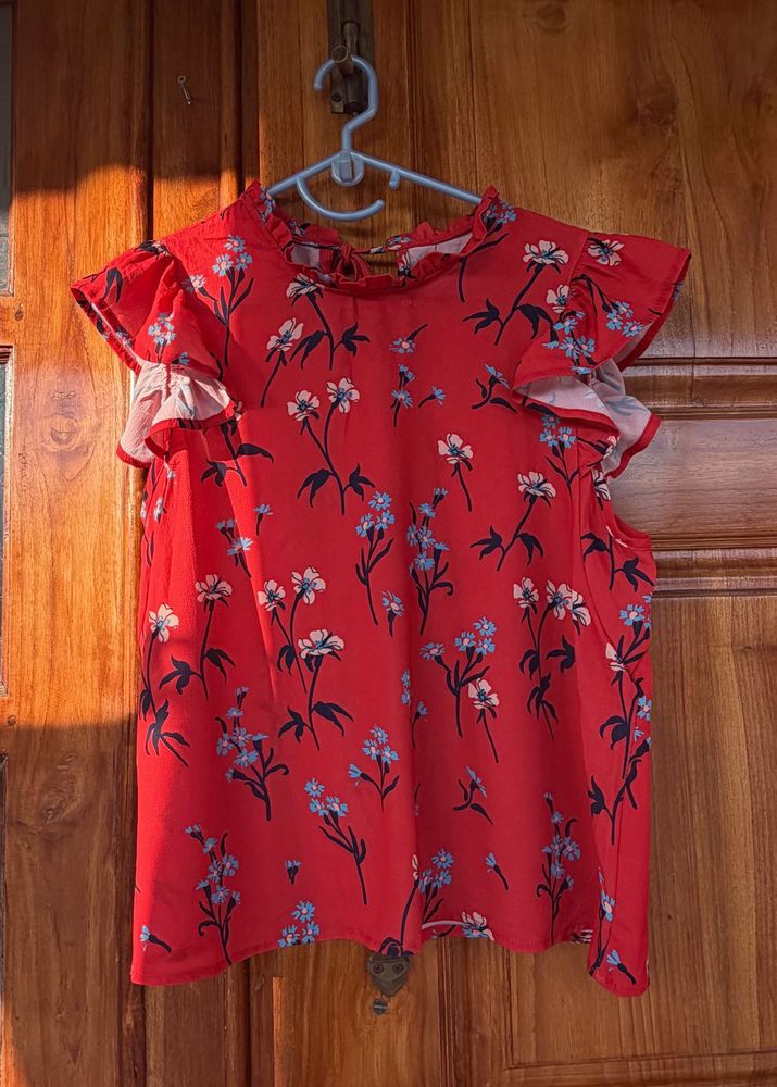 Zara bust 30 Floral Ruffle Top