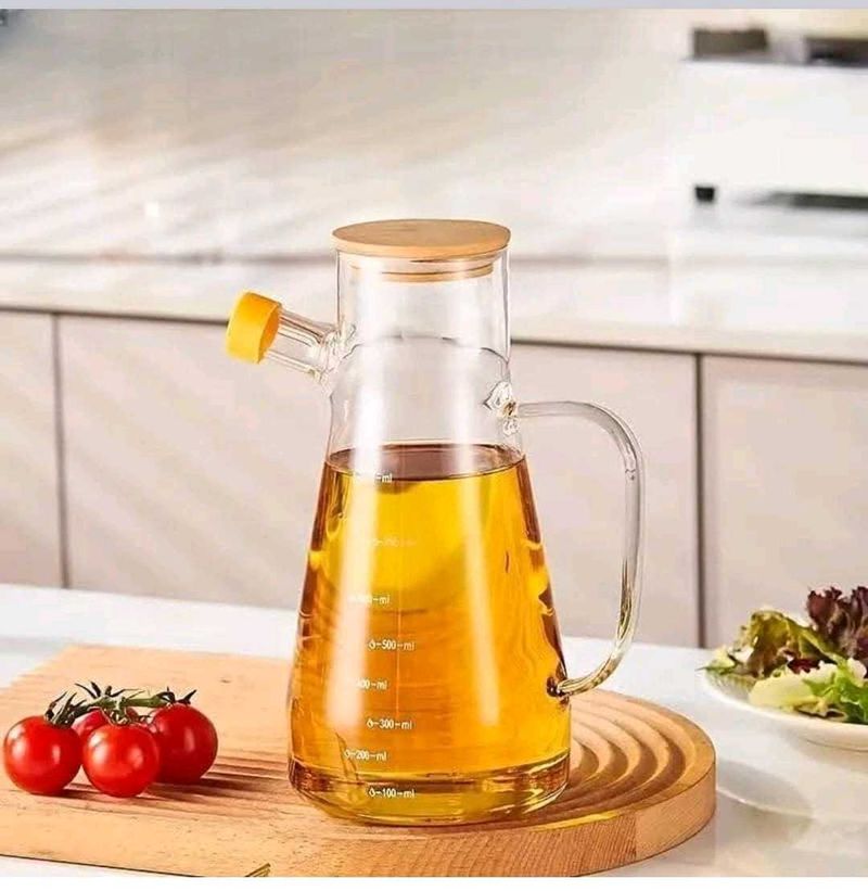 Oil Dispenser with Bamboo Lid