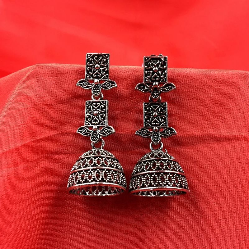 Antique Square With Leaf &amp; Big Jhumka Earrings