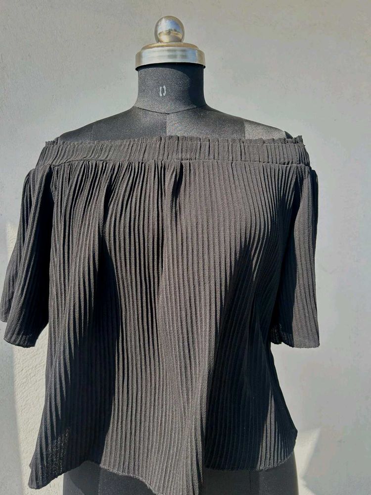 Chic Black Off-Shoulder Top