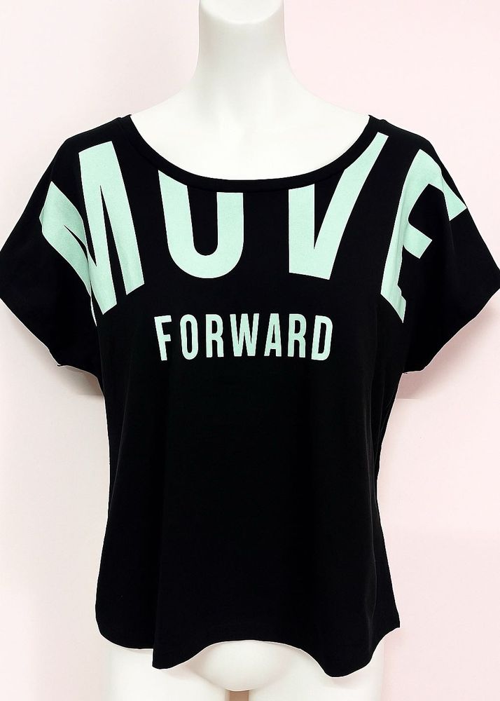 Move Forward Graphic Tee