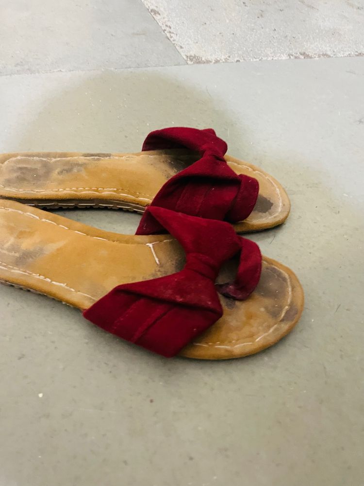 Sleeper footwear regular size