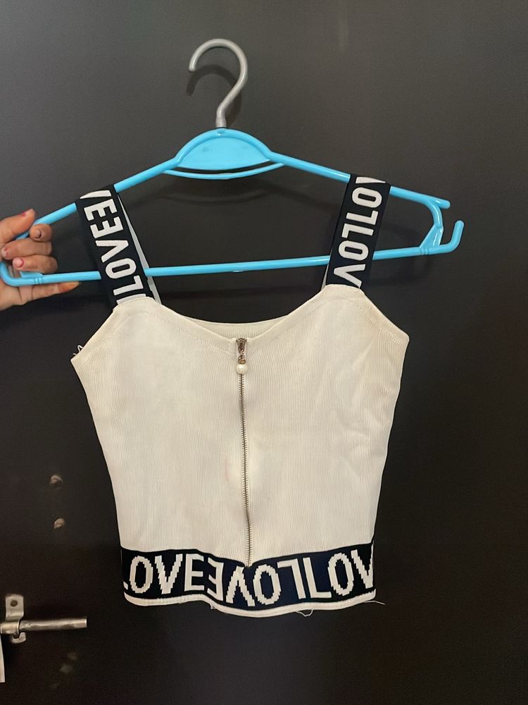 Cute White Crop Top😍😍