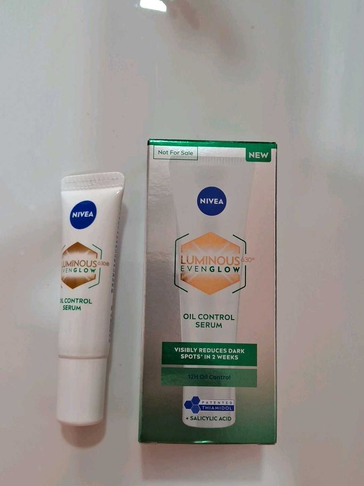 Nivea Luminous Evenglow Oil Control Serum