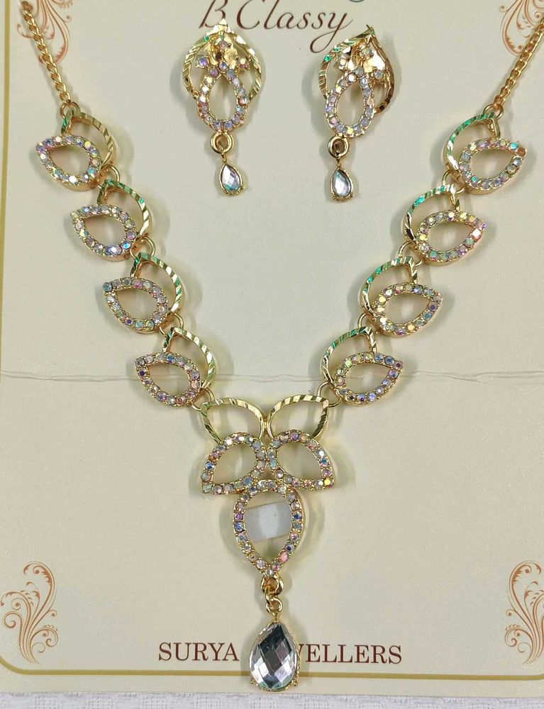 Price Drop Golden Necklace With Multicolour Stone