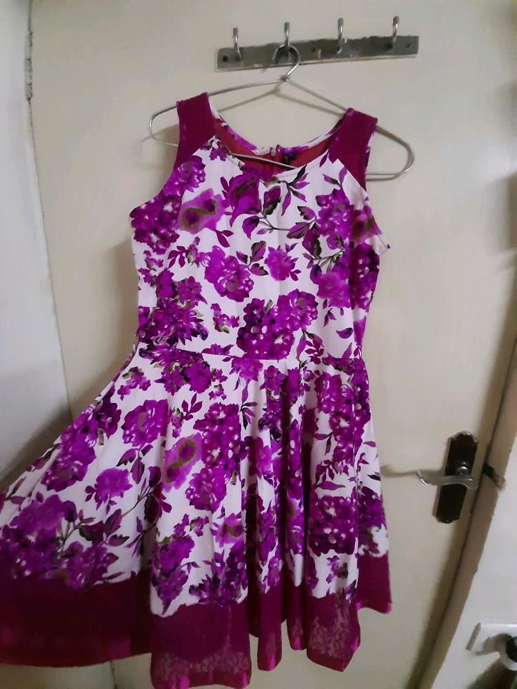 Pink And White Floral Design. With Sleeves.