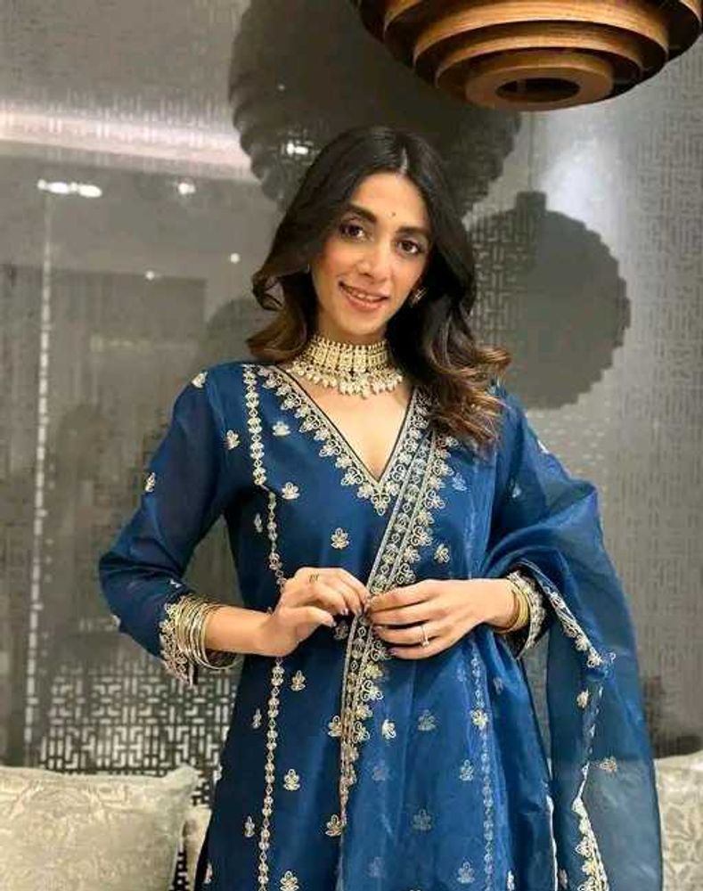 Elegant Blue Kurta Set