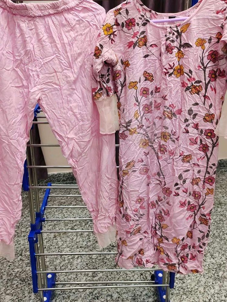 Pink Floral Print Kurta Pajama Set