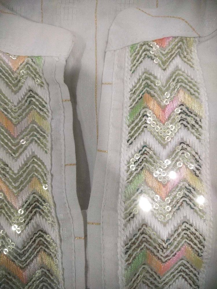 White Kurti