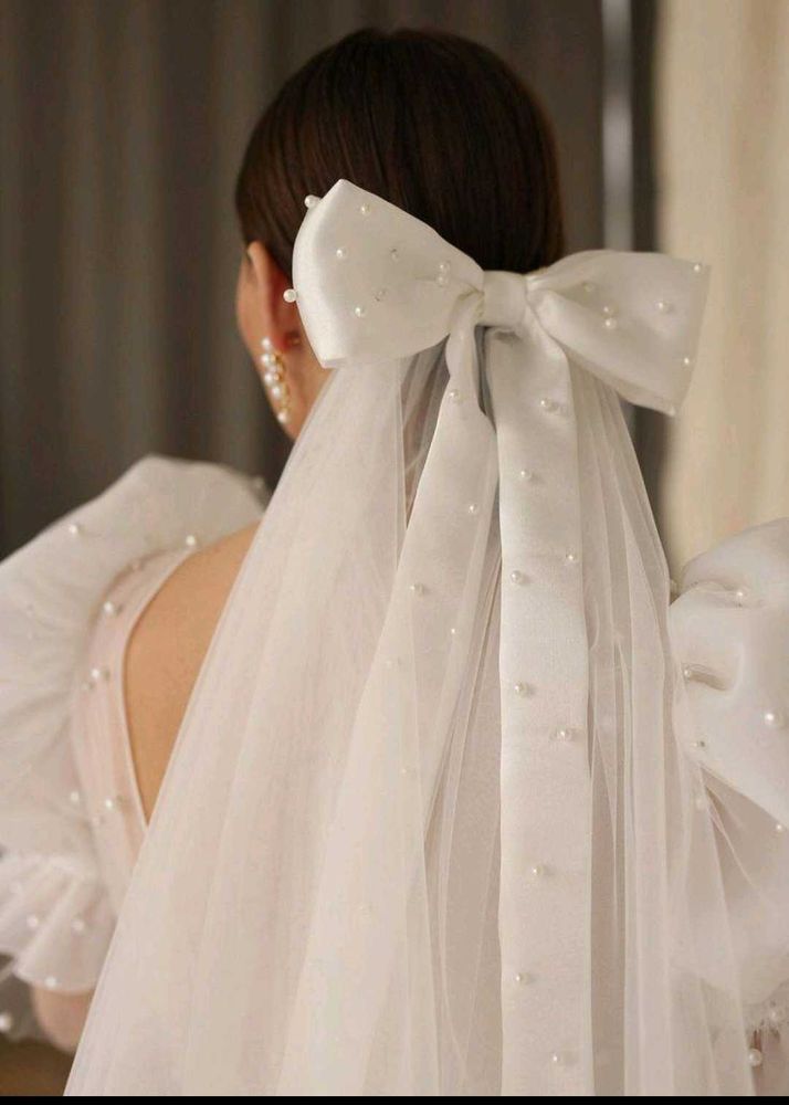 Pure White Bow