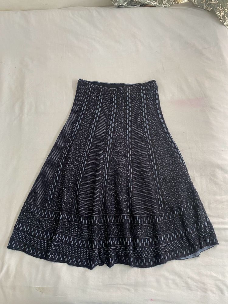 stretchy Patterned Ethnic Skirt waist 30