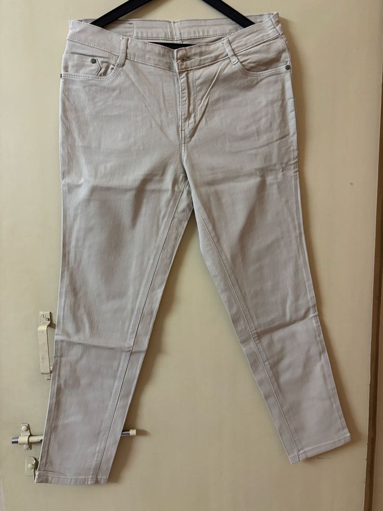 Beige/ Light Brown Jeans