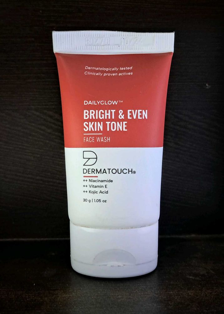 DermaTouch Face Wash