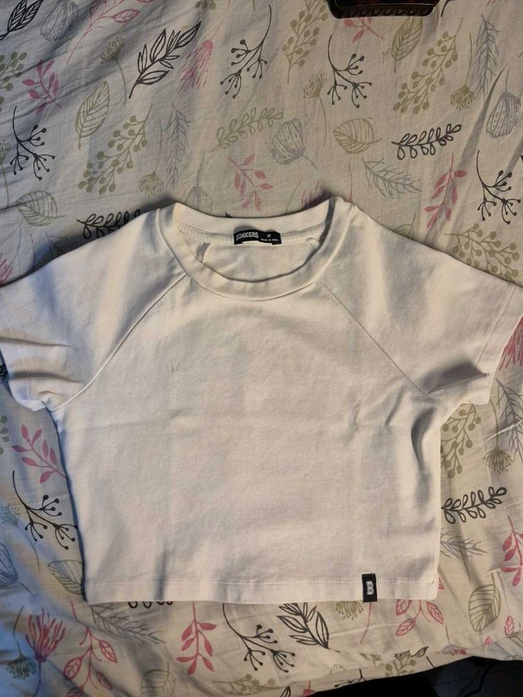 White Cropped T-Shirt