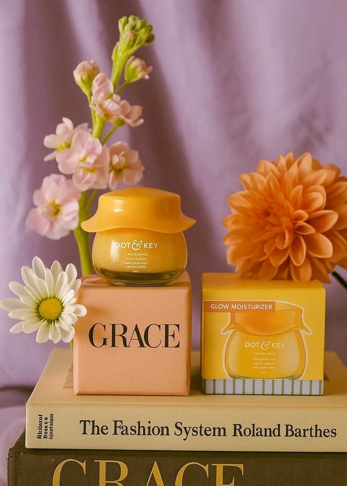 Dot &amp; Key Vitamin C + E Sorbet Super Bright Moistu