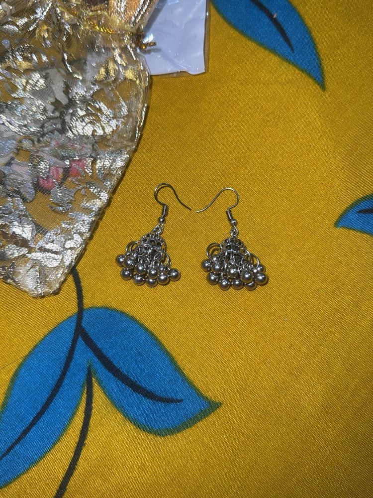 Silver Jhumka Earrings